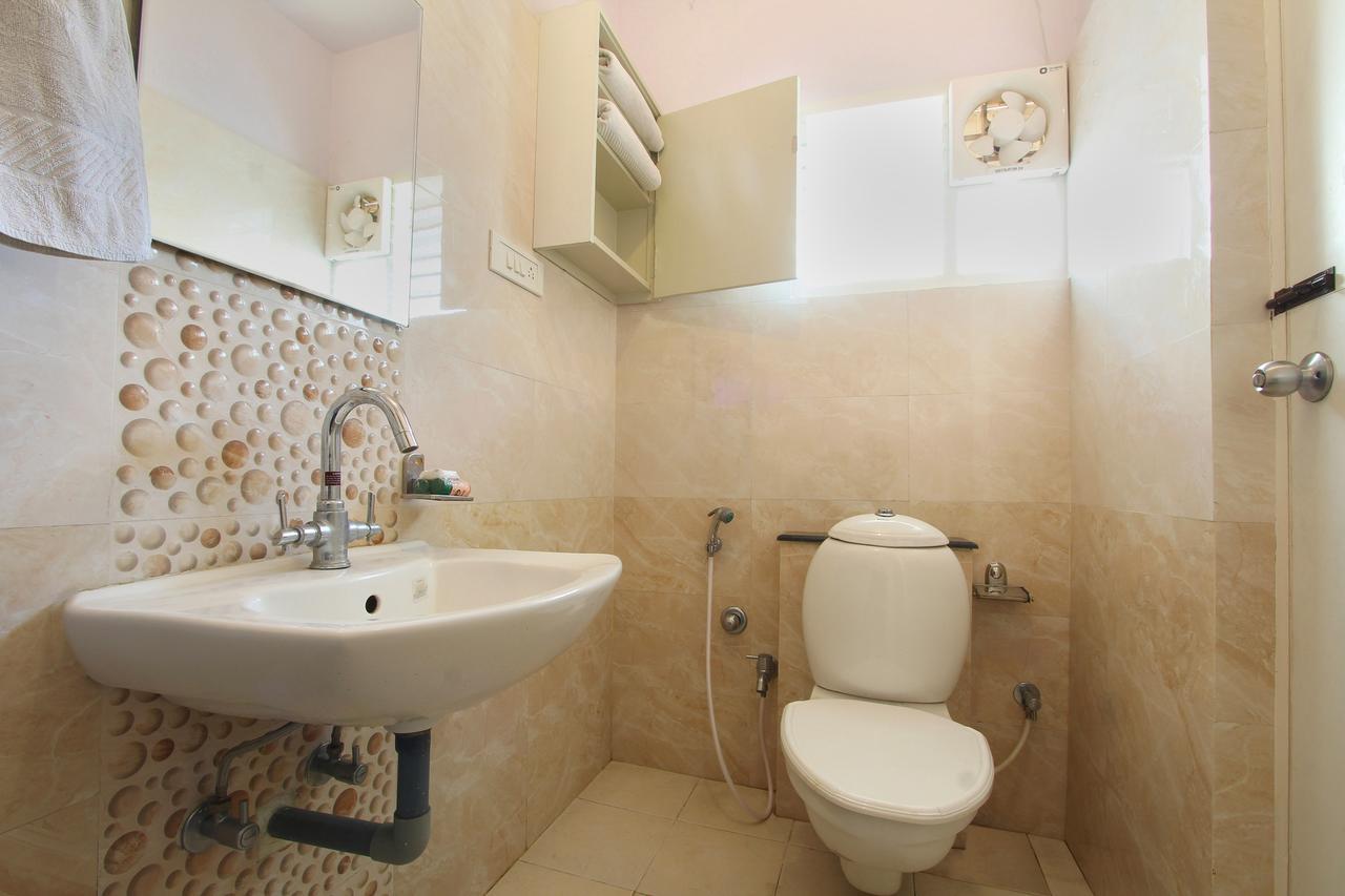 Oyo 2916 Apartment Queens Castle Bangalore Luaran gambar